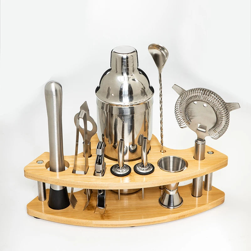 Cocktail shaker set