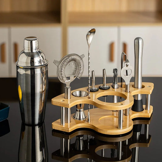 Cocktail shaker set