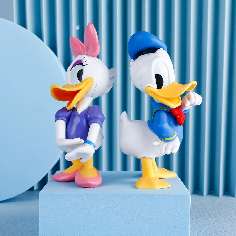 Disney Donald & Daisy Duck cake topper