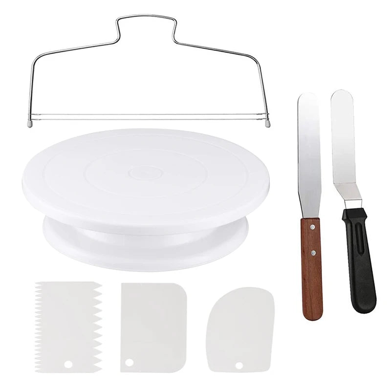 Cake decorating tool kit