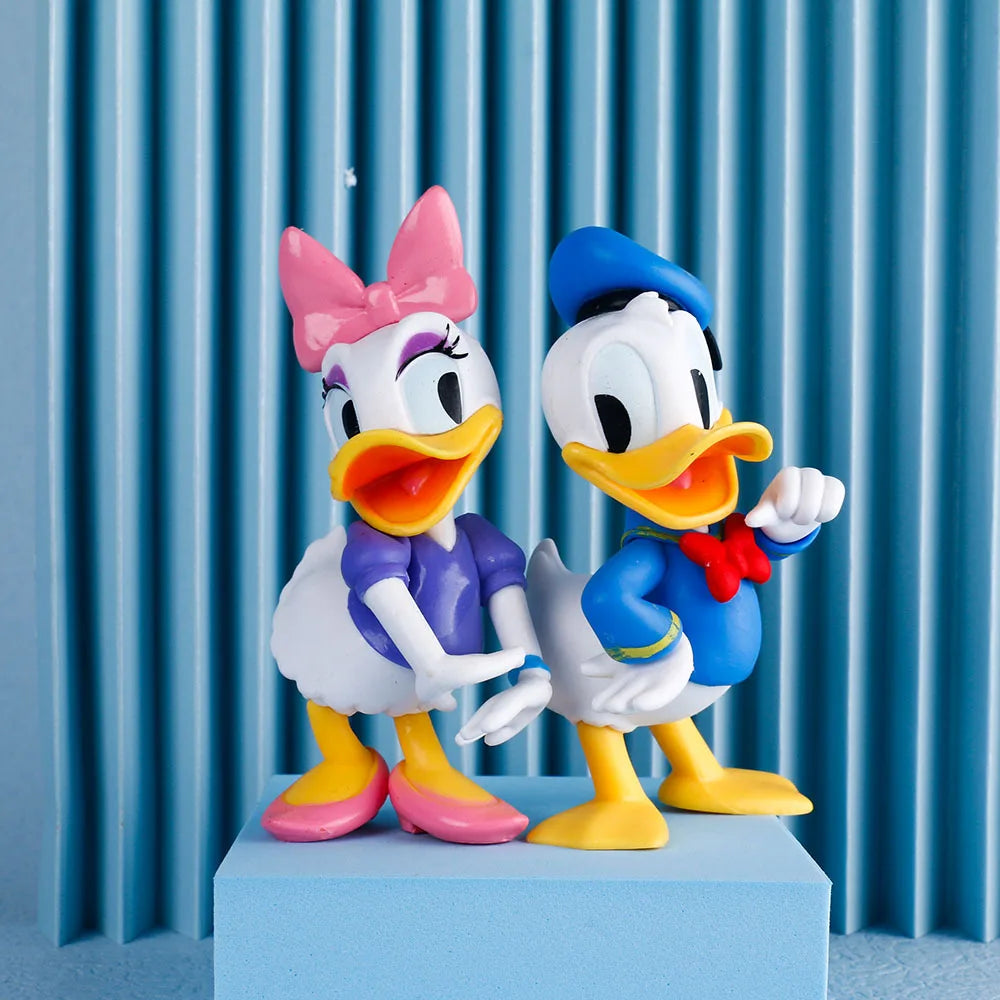 Disney Donald & Daisy Duck cake topper